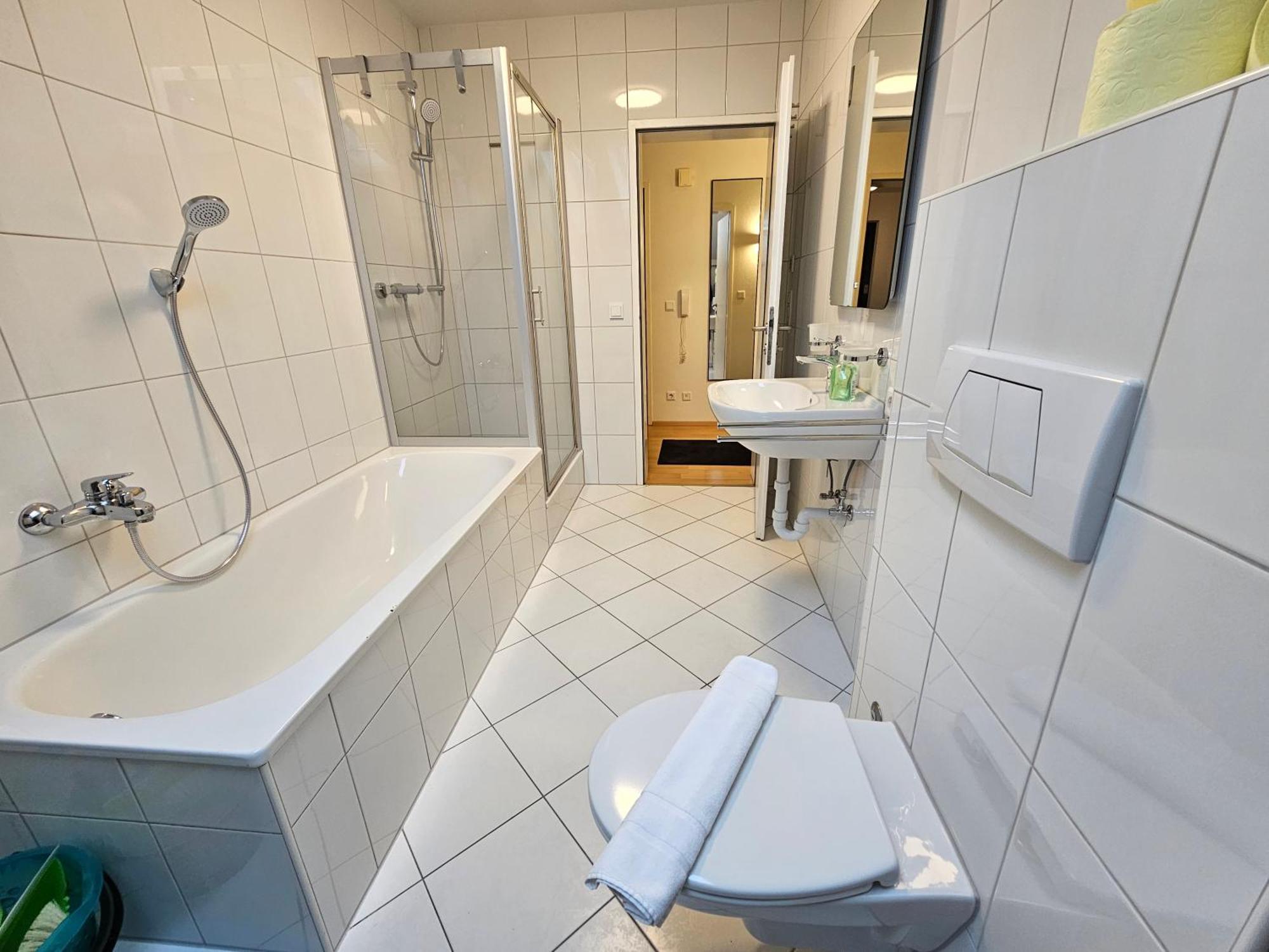 Ach18, Bregenz, Vorarlberg Apartments Bagian luar foto